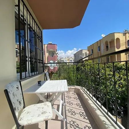 Lara'da Lux Mustakil Bahceli Ev Apartment Antalya