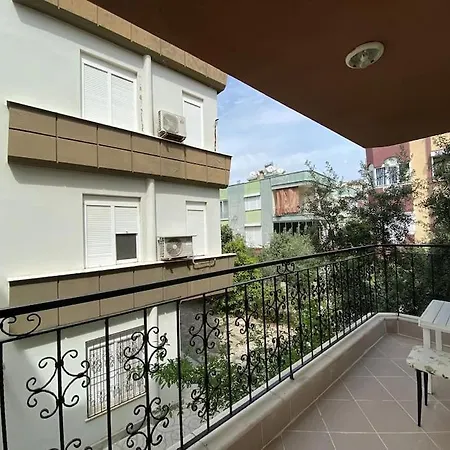 Διαμέρισμα Lara'da Lux Mustakil Bahceli Ev Αττάλεια